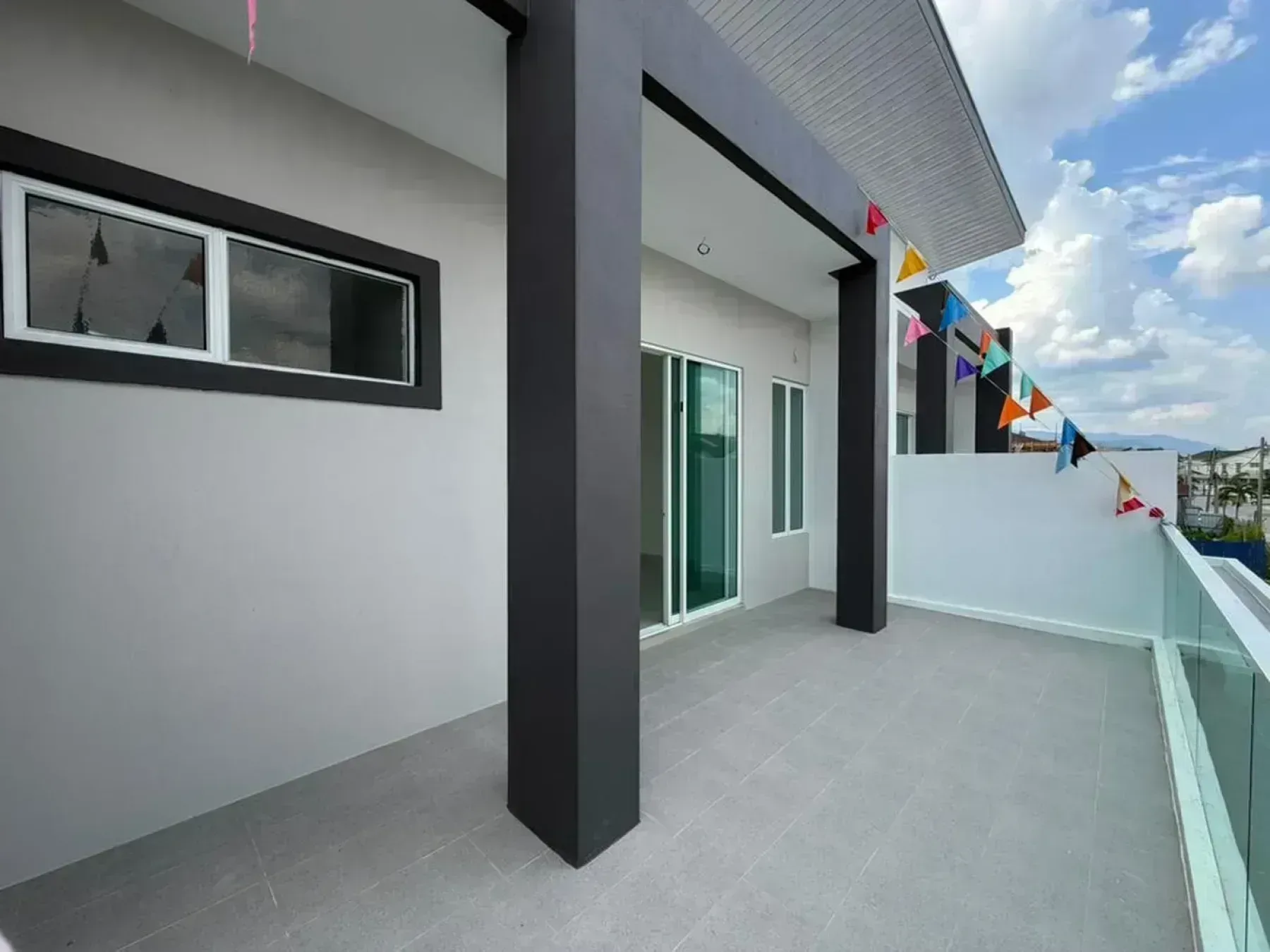 desa rishah indah upper balcony