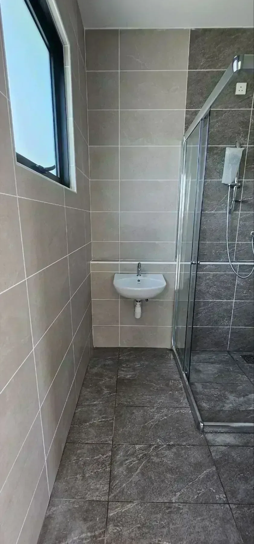 pinggiran pengkalan bayu bathroom