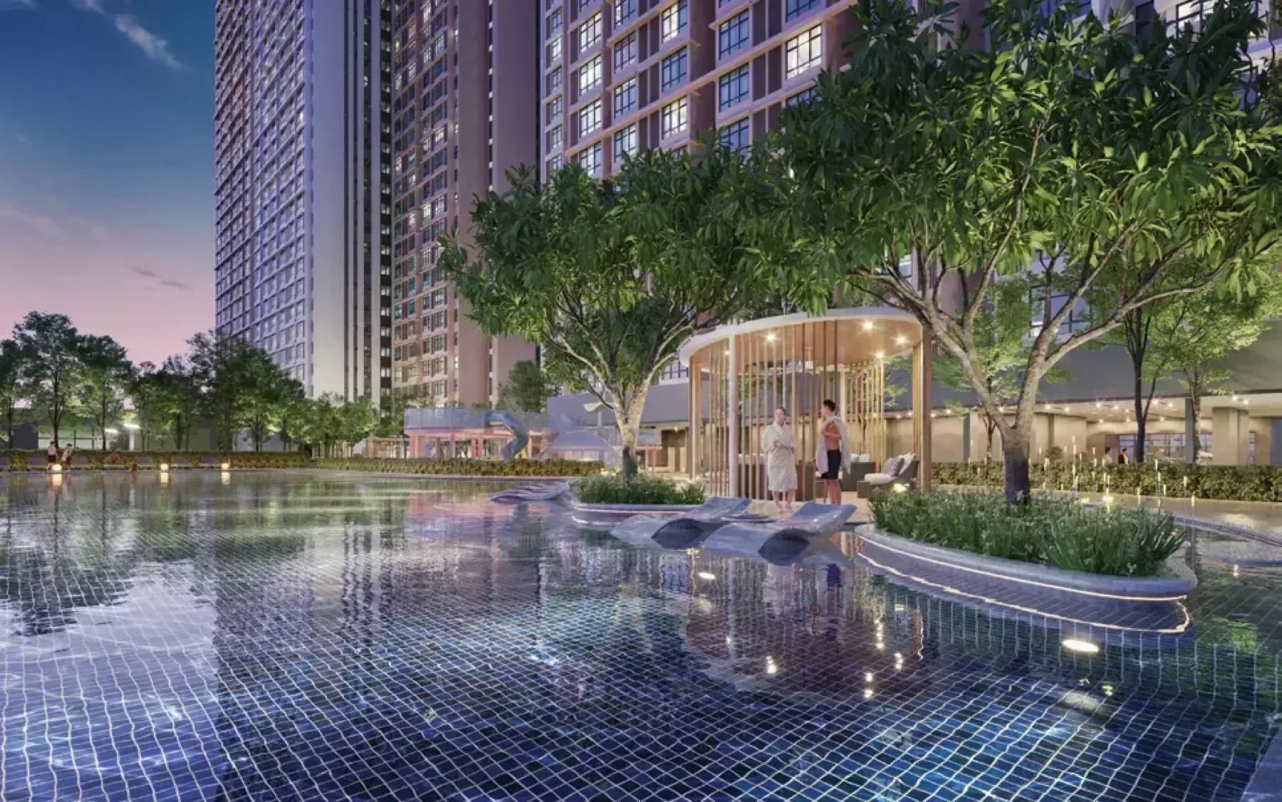 Ponderosa Regency infinity pool on the Level 7 facility floor